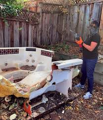 Best Hot Tub Removal  in Lake Mills, WI