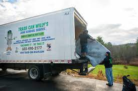 Best Garage Cleanout  in Lake Mills, WI